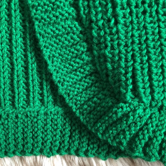 Hand Knitted Chunky Cardigan - Picture 3 of 6